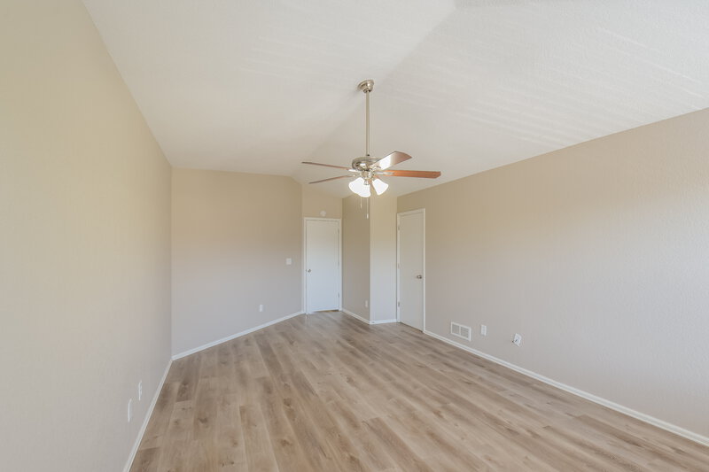 3,035/Mo, 2793 S Danube St Aurora, CO 80013 Main Bedroom View