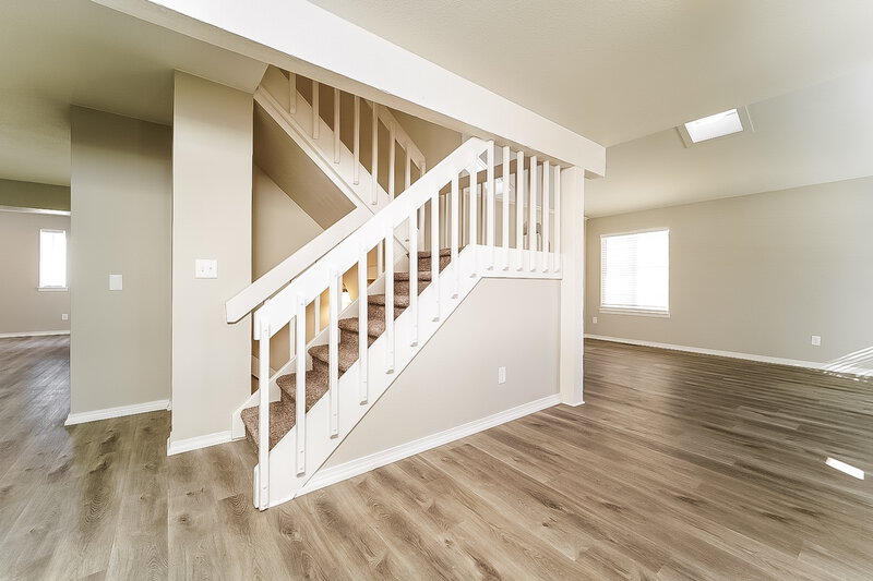 3,420/Mo, 11705 E Evans Ave Aurora, CO 80014 Living Room View 2