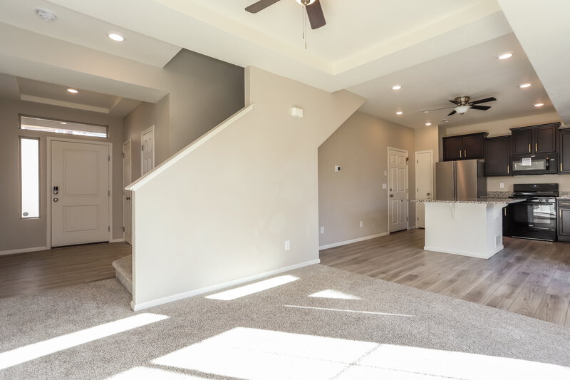 3,185/Mo, 10081 Zeno St Commerce City, CO 80022 Living Room View