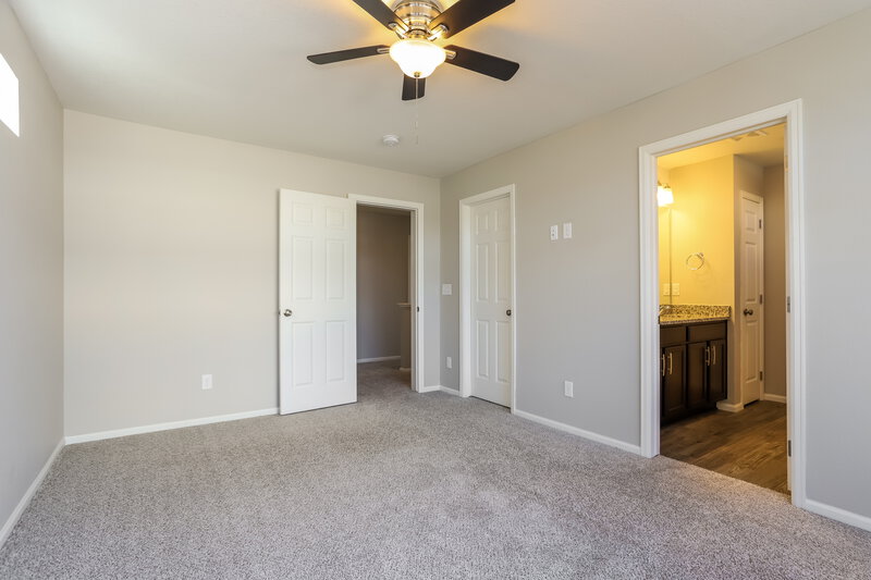 3,185/Mo, 10081 Zeno St Commerce City, CO 80022 Main Bedroom View