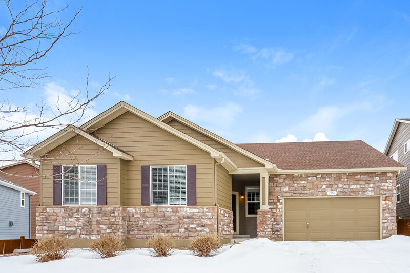 5,730/Mo, 2550 Paint Pony Cir Castle Rock, CO 80108 External View