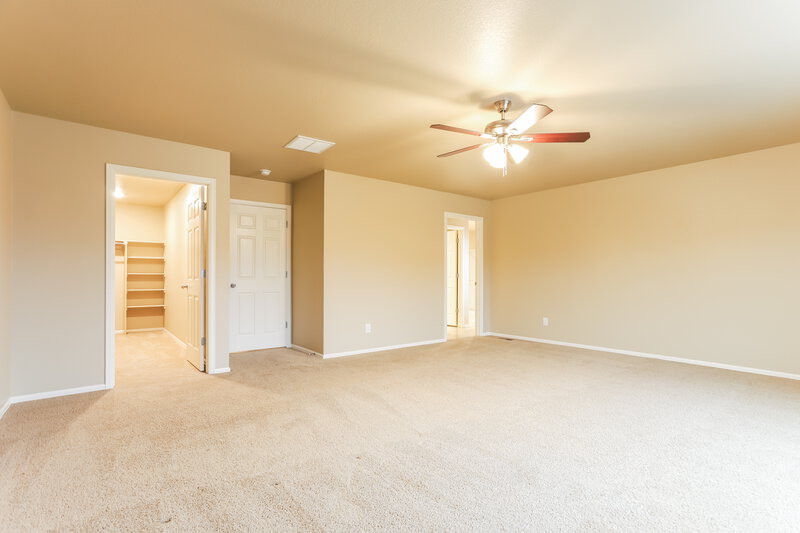 2,980/Mo, 5805 High Timber Cir Castle Rock, CO 80104 Main Bedroom View