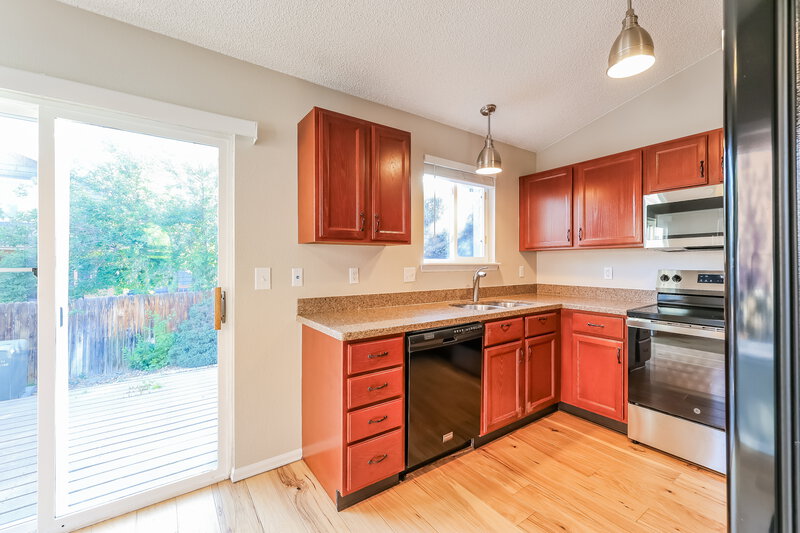 3,330/Mo, 1315 W 133rd Cir Westminster, CO 80234 Kitchen View 2