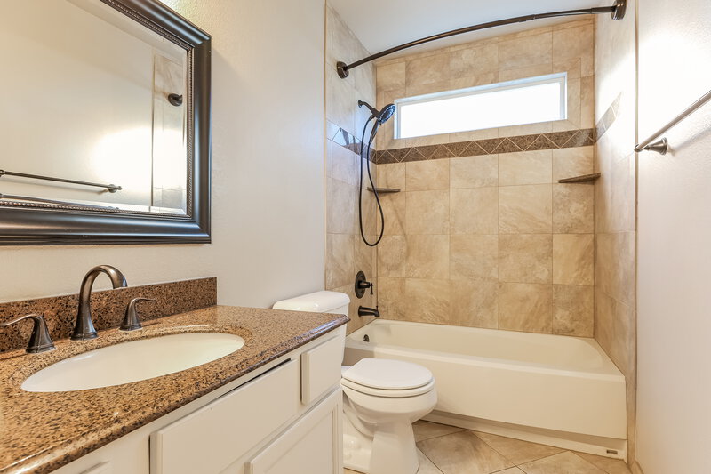 3,330/Mo, 1315 W 133rd Cir Westminster, CO 80234 Bathroom View
