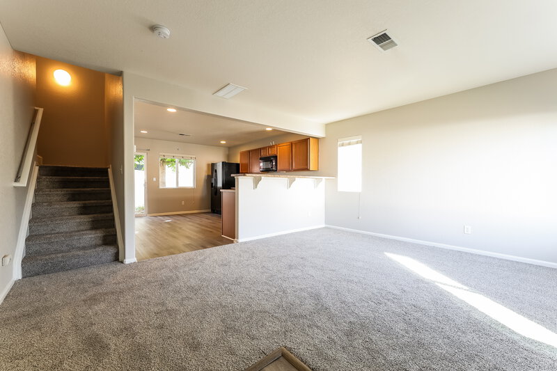 2,505/Mo, 18609 E 45th Pl Denver, CO 80249 Dining Room View