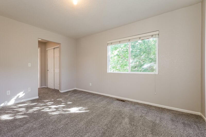 2,505/Mo, 18609 E 45th Pl Denver, CO 80249 Main Bedroom View 2