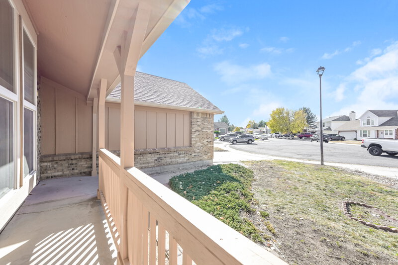 2,555/Mo, 4590 Genoa St Denver, CO 80249 Front View