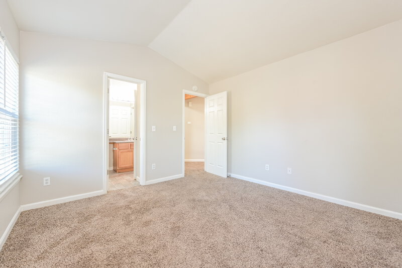 2,555/Mo, 4590 Genoa St Denver, CO 80249 Main Bedroom View 2