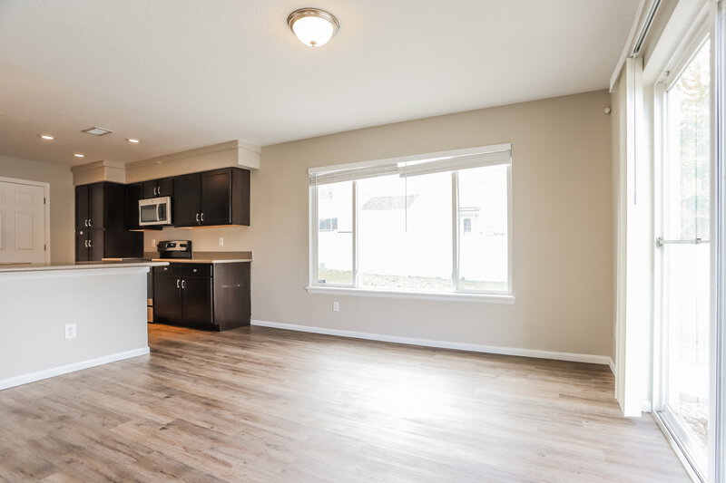 2,635/Mo, 4843 Genoa St Denver, CO 80249 Dining Room View