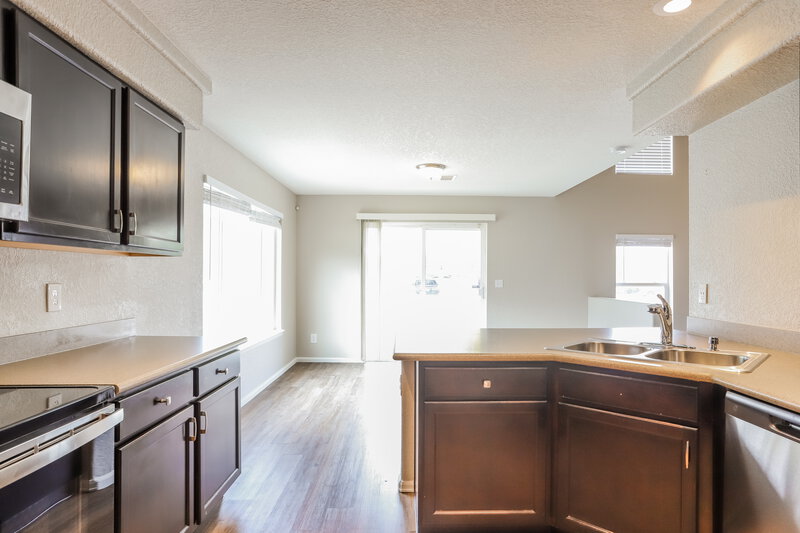 2,635/Mo, 4843 Genoa St Denver, CO 80249 Kitchen View