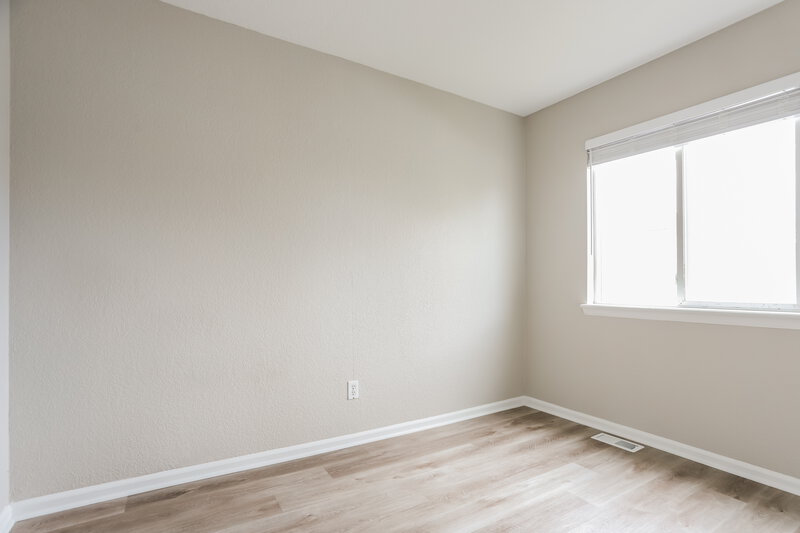 2,635/Mo, 4843 Genoa St Denver, CO 80249 Bedroom View 3