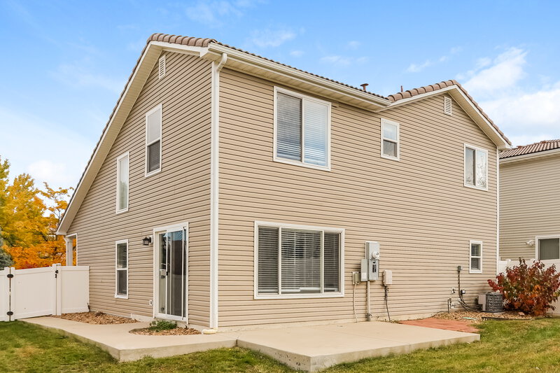 2,635/Mo, 4843 Genoa St Denver, CO 80249 Rear View