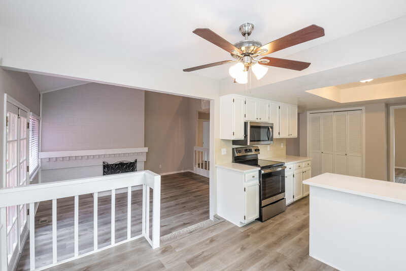 3,500/Mo, 5481 S Ventura Ct Centennial, CO 80015 Kitchen View 3