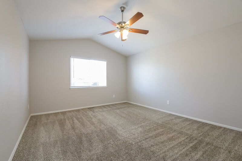 2,870/Mo, 11594 Oswego St Commerce City, CO 80640 Main Bedroom View