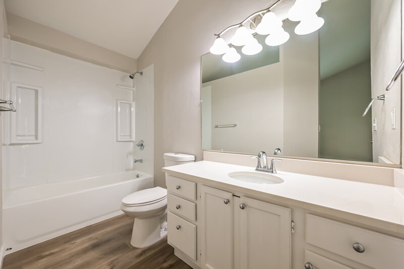 3,345/Mo, 7165 Routt St Arvada, CO 80004 Bathroom View
