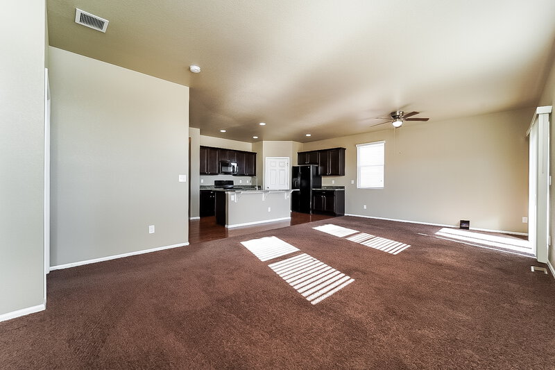 3,170/Mo, 7770 E 136th Dr Thornton, CO 80602 Living Room View