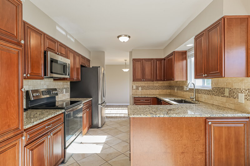 3,390/Mo, 2014 S Elkhart St Aurora, CO 80014 Kitchen View