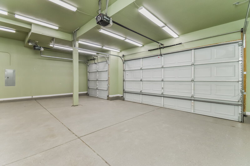 2,715/Mo, 10372 Declaration Dr Colorado Springs, CO 80925 Garage View