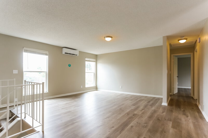 2,975/Mo, 2959 W 11th Avenue Cir Broomfield, CO 80020 Living Room View