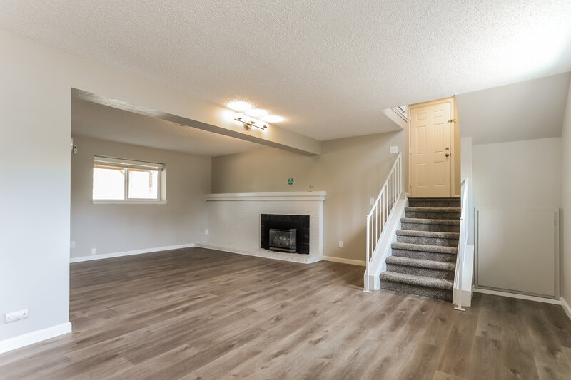 2,975/Mo, 2959 W 11th Avenue Cir Broomfield, CO 80020 Family Room View