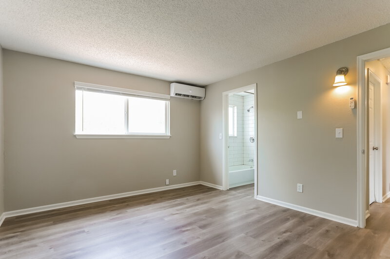 2,975/Mo, 2959 W 11th Avenue Cir Broomfield, CO 80020 Main Bedroom View 2