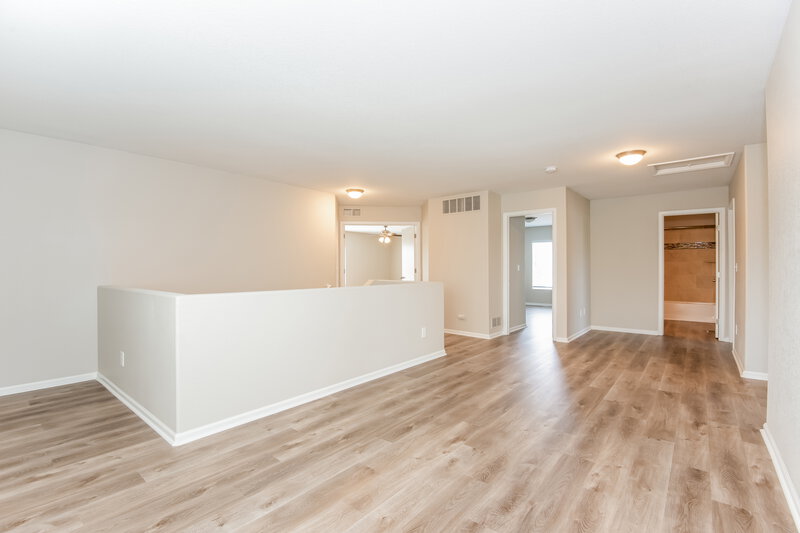3,810/Mo, 15370 E 97th Pl Commerce City, CO 80022 Family Room View
