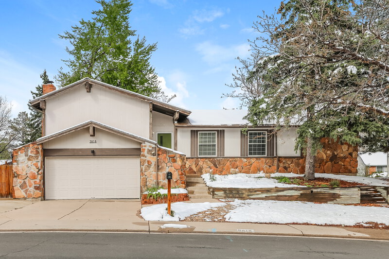 3,800/Mo, 3818 S Helena Way Aurora, CO 80013 External View