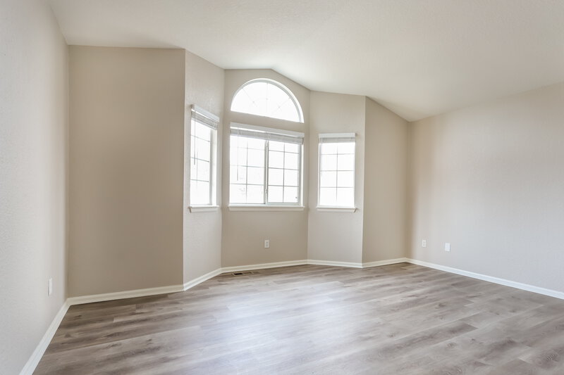 3,045/Mo, 9174 W Hinsdale Pl Littleton, CO 80128 Main Bedroom View 2