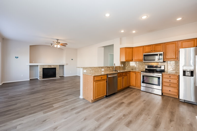 2,990/Mo, 4858 Sand Hill Dr Colorado Springs, CO 80923 Kitchen View