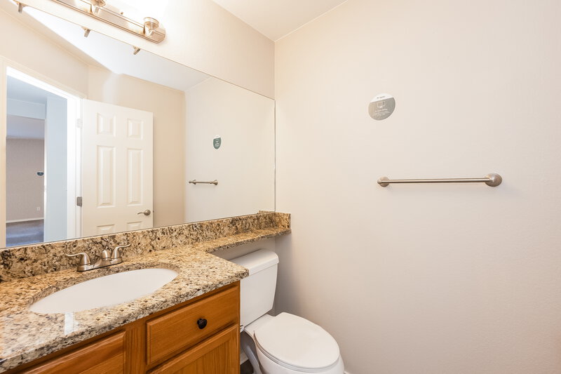 2,990/Mo, 4858 Sand Hill Dr Colorado Springs, CO 80923 Bathroom View 2