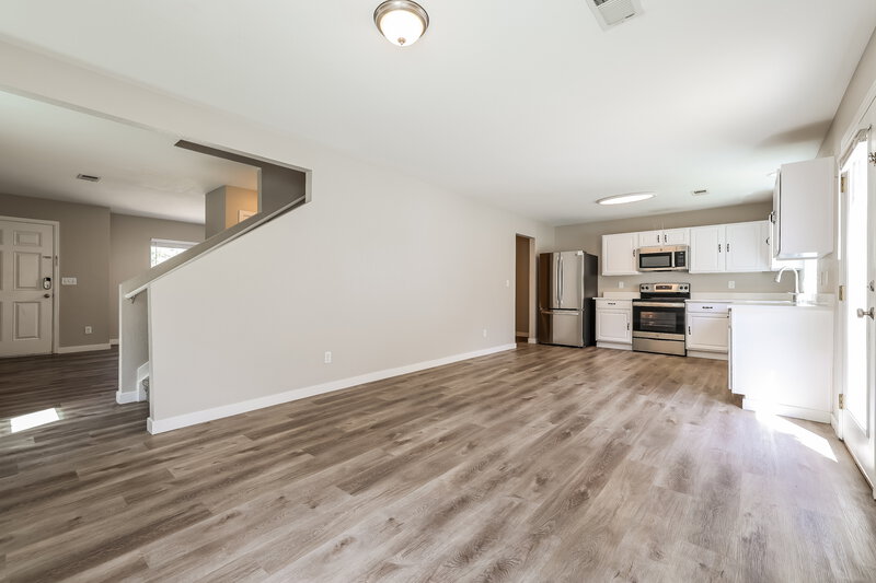 2,635/Mo, 18619 E 46th Pl Denver, CO 80249 Family Room View