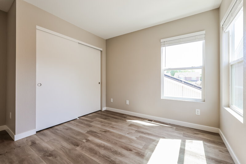 2,635/Mo, 18619 E 46th Pl Denver, CO 80249 Bedroom View