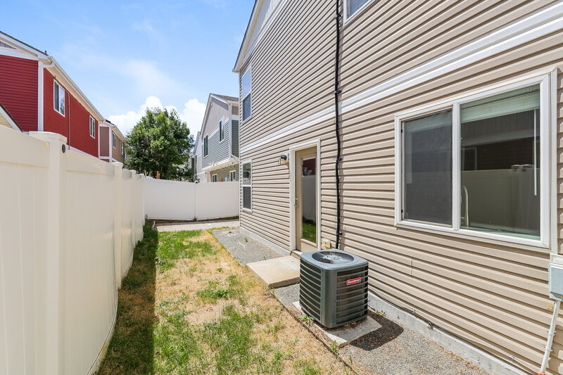 2,635/Mo, 18619 E 46th Pl Denver, CO 80249 Rear View 2