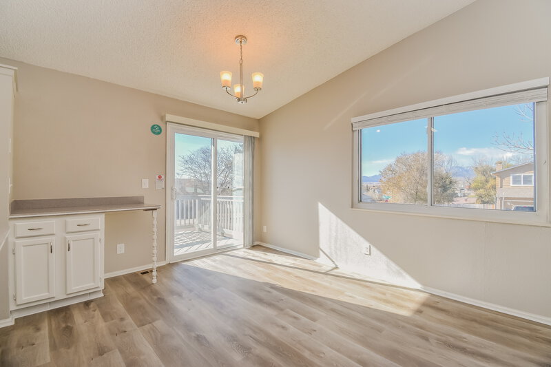 2,050/Mo, 7395 Windy Peak Dr Colorado Springs, CO 80911 Dining Room View