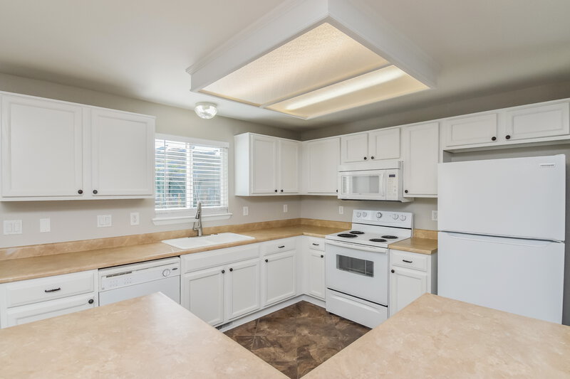 2,645/Mo, 2215 Bucolo Ave Colorado Springs, CO 80951 Kitchen View