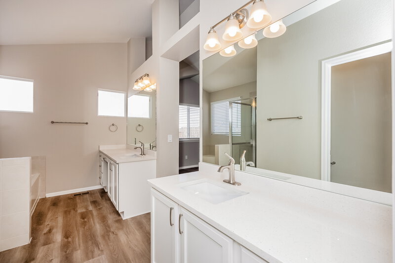 3,055/Mo, 5476 Stetson Meadows Dr Colorado Springs, CO 80922 Main Bathroom View