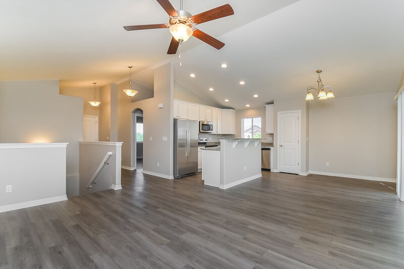 2,620/Mo, 6863 Phantom Way Colorado Springs, CO 80925 Living Room View 2