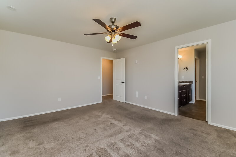 2,535/Mo, 6334 San Mateo Dr Colorado Springs, CO 80911 Main Bedroom View 2