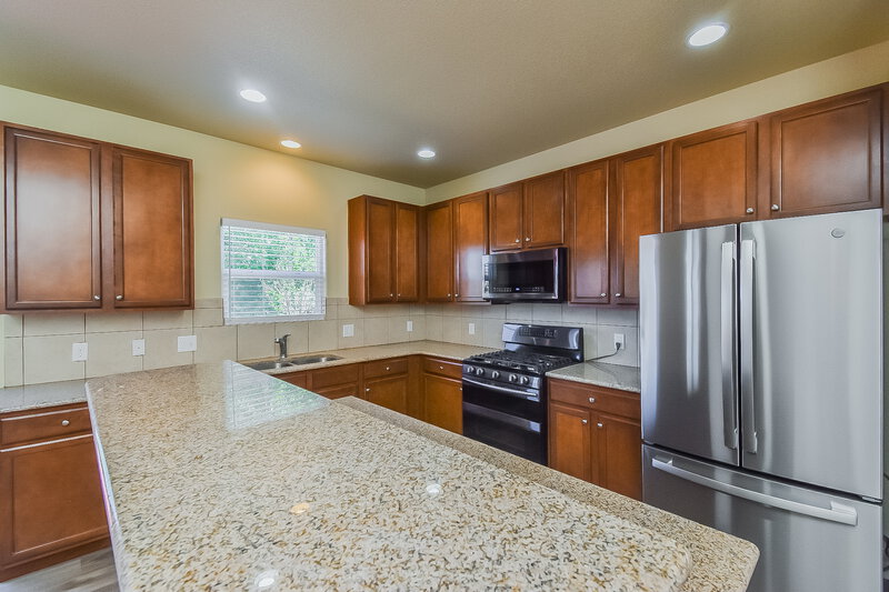 2,290/Mo, 10430 Abrams Dr Colorado Springs, CO 80925 Kitchen View
