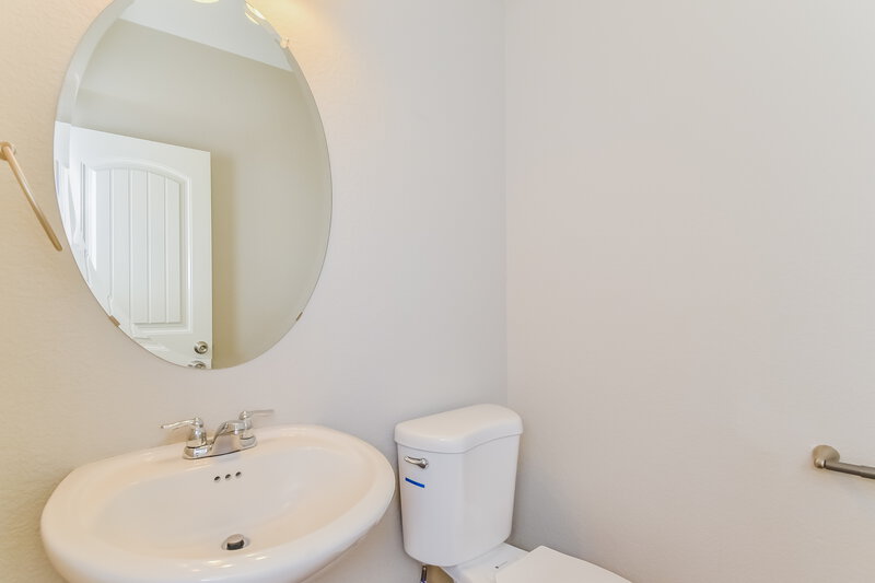 2,795/Mo, 7306 Running Deer Way Colorado Springs, CO 80922 Bathroom View