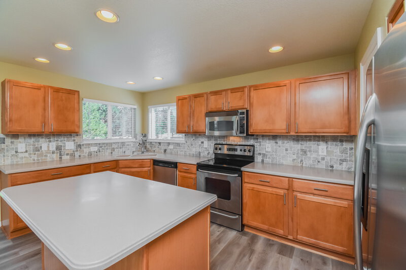 2,655/Mo, 7232 Withers Pl Colorado Springs, CO 80922 Kitchen View