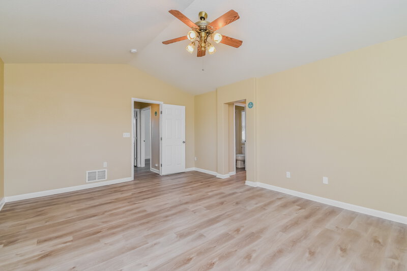 2,655/Mo, 7232 Withers Pl Colorado Springs, CO 80922 Main Bedroom View 2