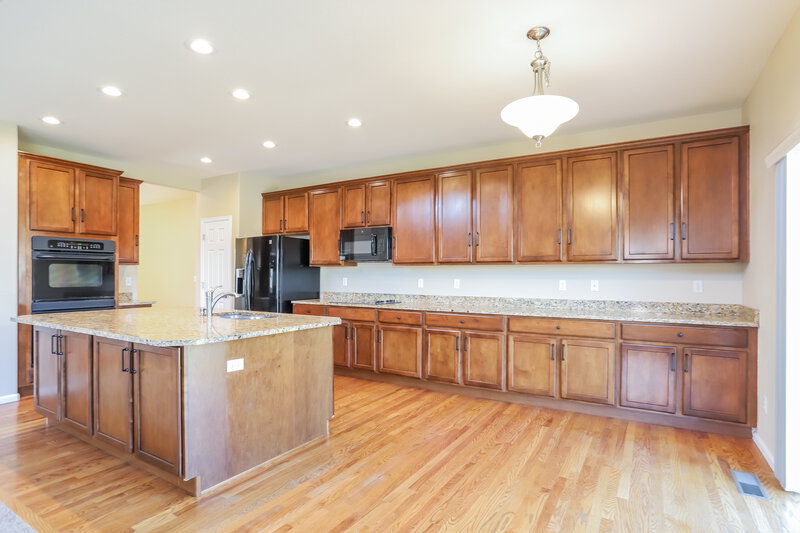 2,445/Mo, 10458 Mount Evans Dr Peyton, CO 80831 Kitchen View