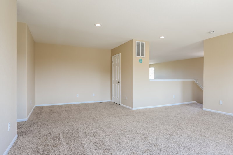 2,445/Mo, 10458 Mount Evans Dr Peyton, CO 80831 Loft View