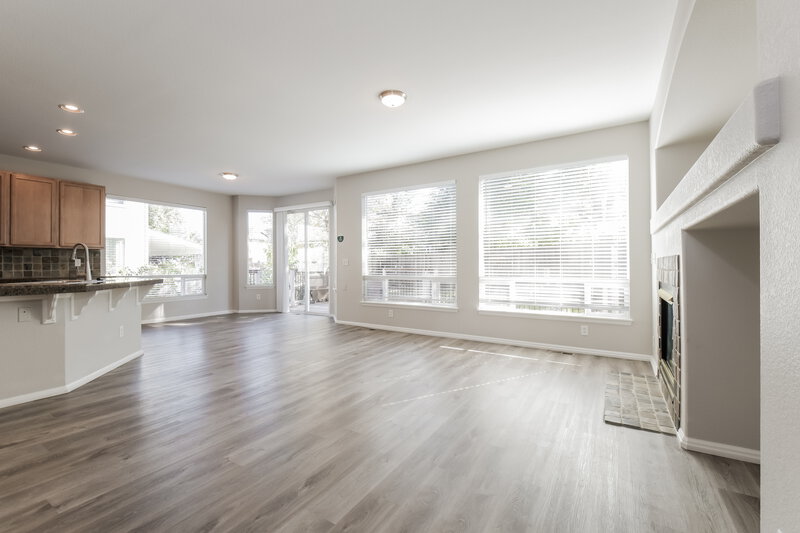 3,290/Mo, 12973 Locust St Thornton, CO 80602 Living Room View