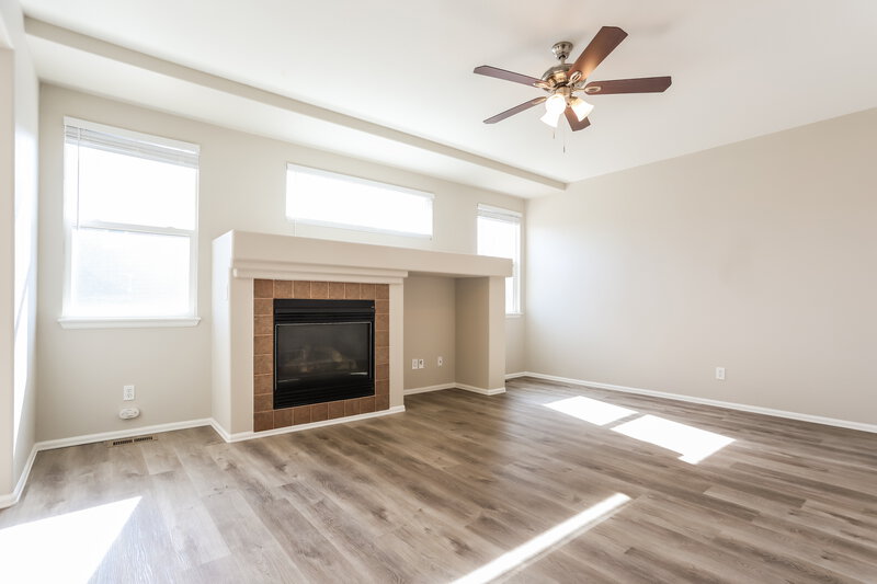 3,850/Mo, 11612 Maize Ct Parker, CO 80134 Living Room View 3