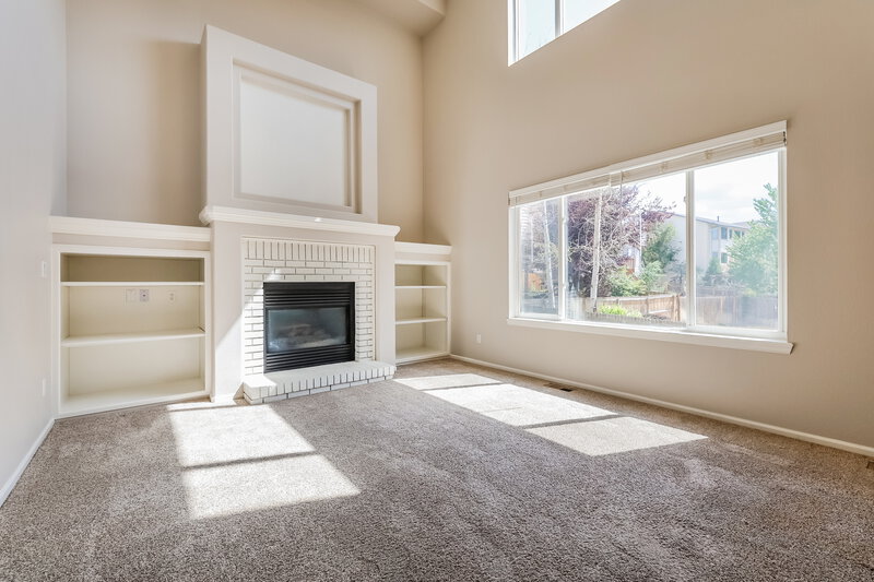 3,385/Mo, 19074 E Prentice Cir Centennial, CO 80015 Sitting Room View