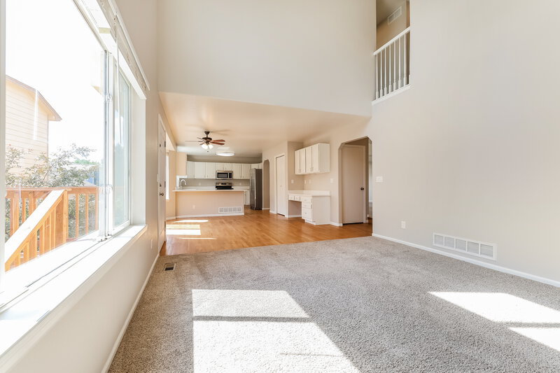 3,385/Mo, 19074 E Prentice Cir Centennial, CO 80015 Sitting Room View 2