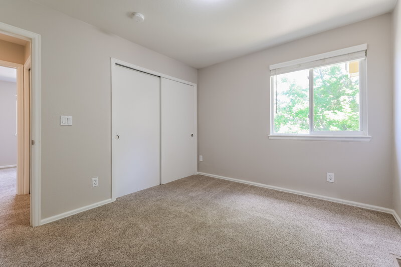 3,385/Mo, 19074 E Prentice Cir Centennial, CO 80015 Bedroom View
