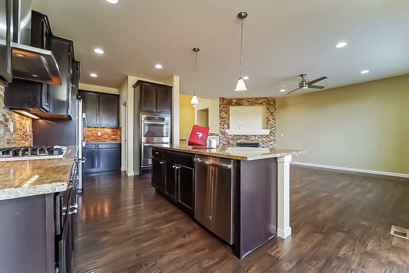3,715/Mo, 25779 E Calhoun Pl Aurora, CO 80016 Kitchen View